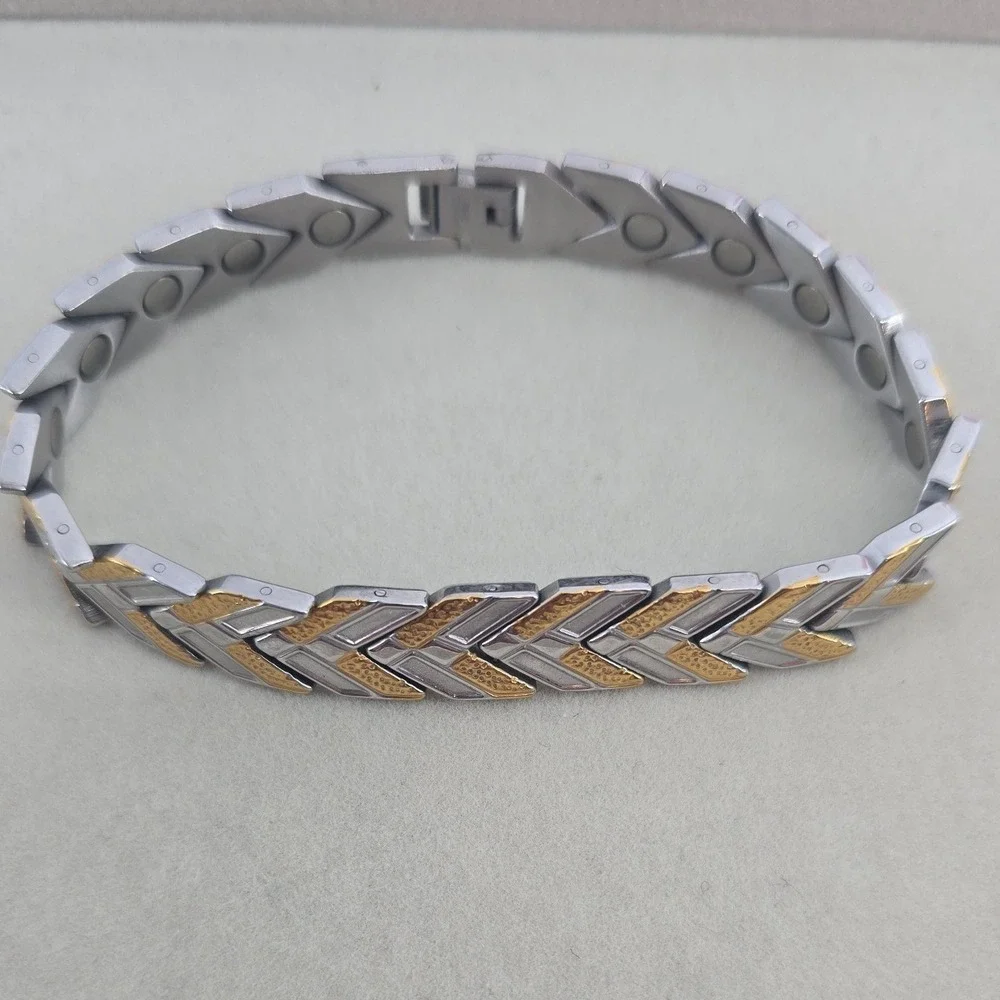 Magnetic Therapy Bracelet Unisex 8in Chevron V-Link Silver Gold Two-Tone EUC